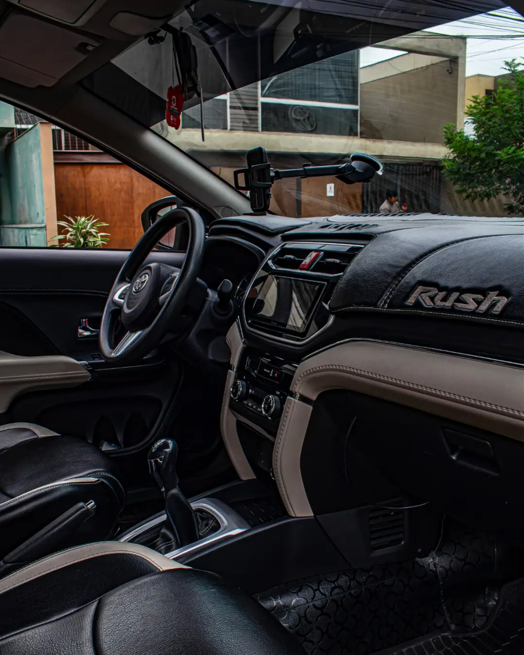 Toyota Rush