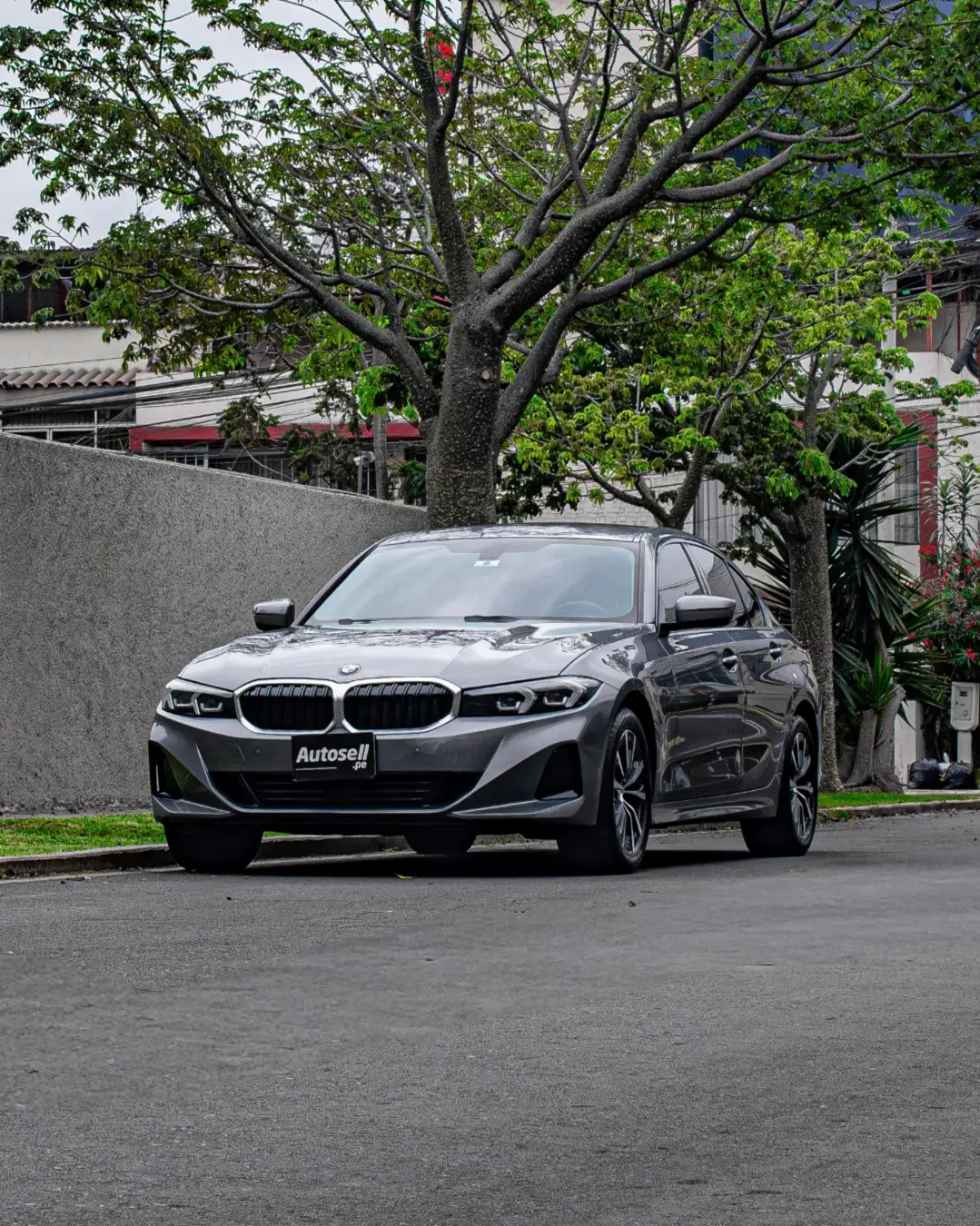 BMW 320i