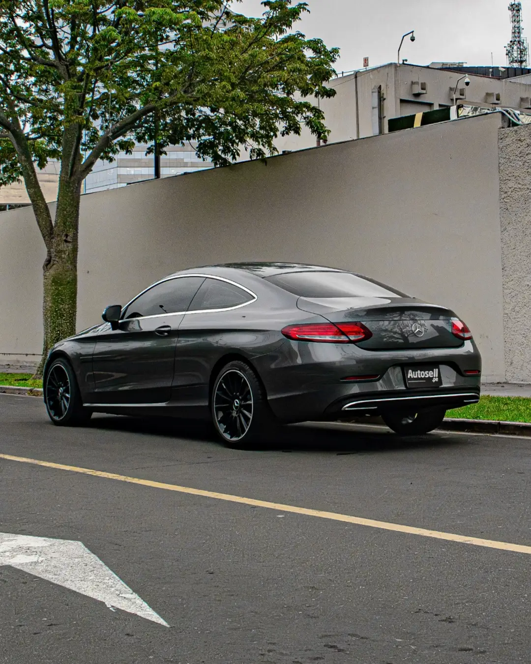 Mercedes Benz C180