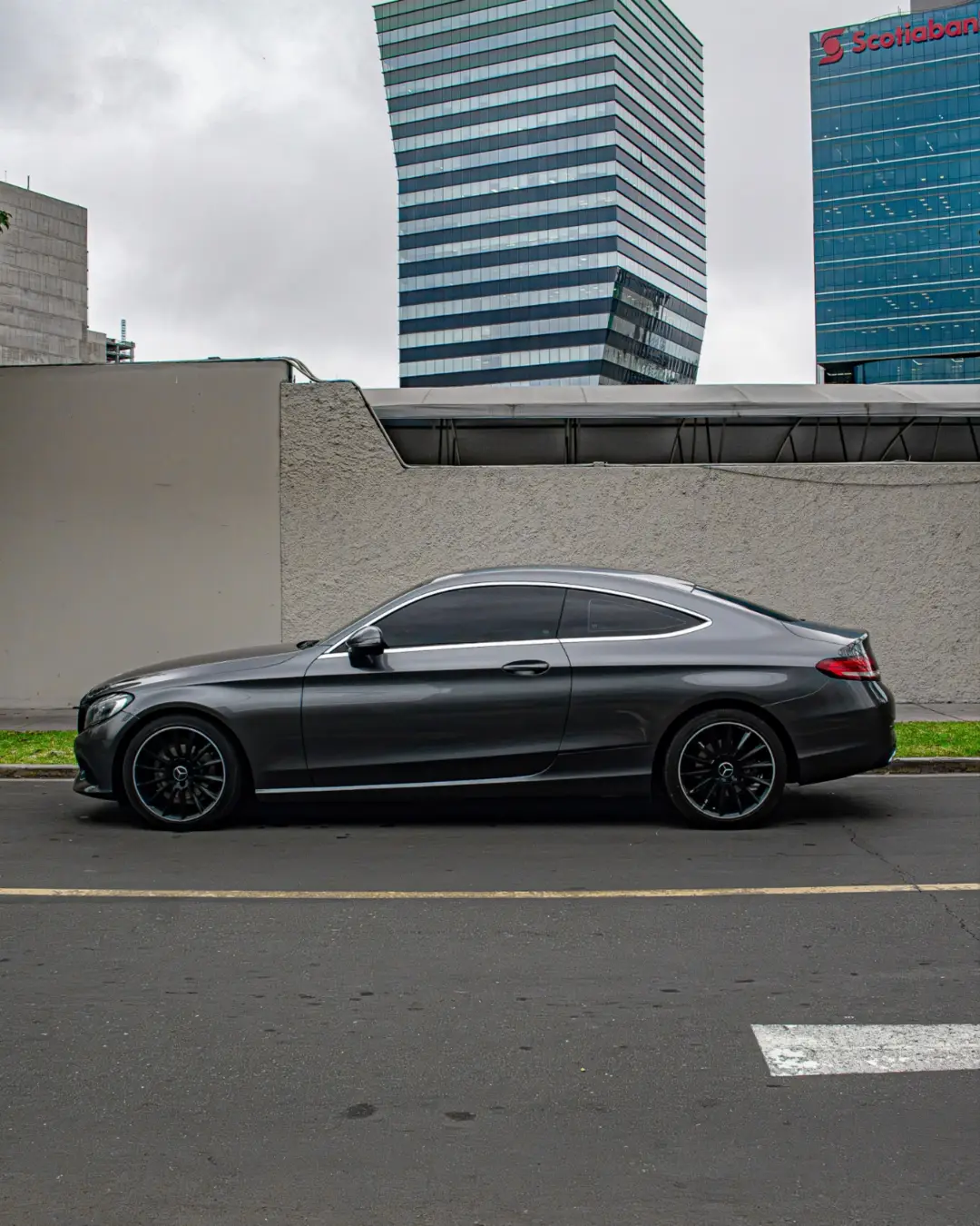 Mercedes Benz C180