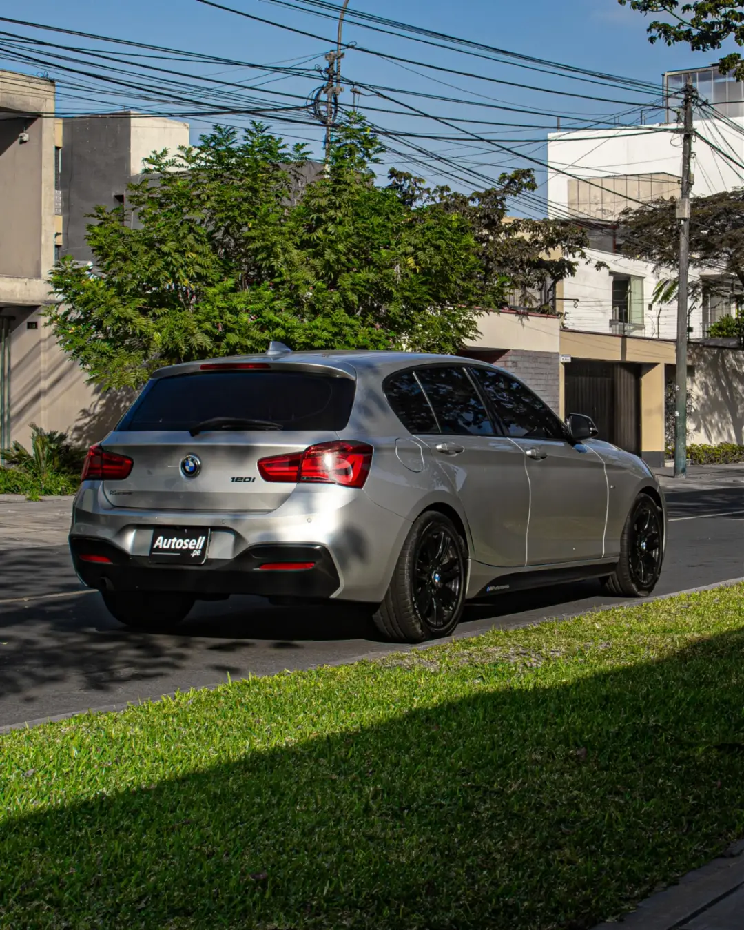 BMW 120i