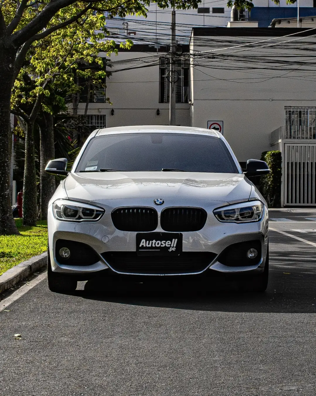 BMW 120i