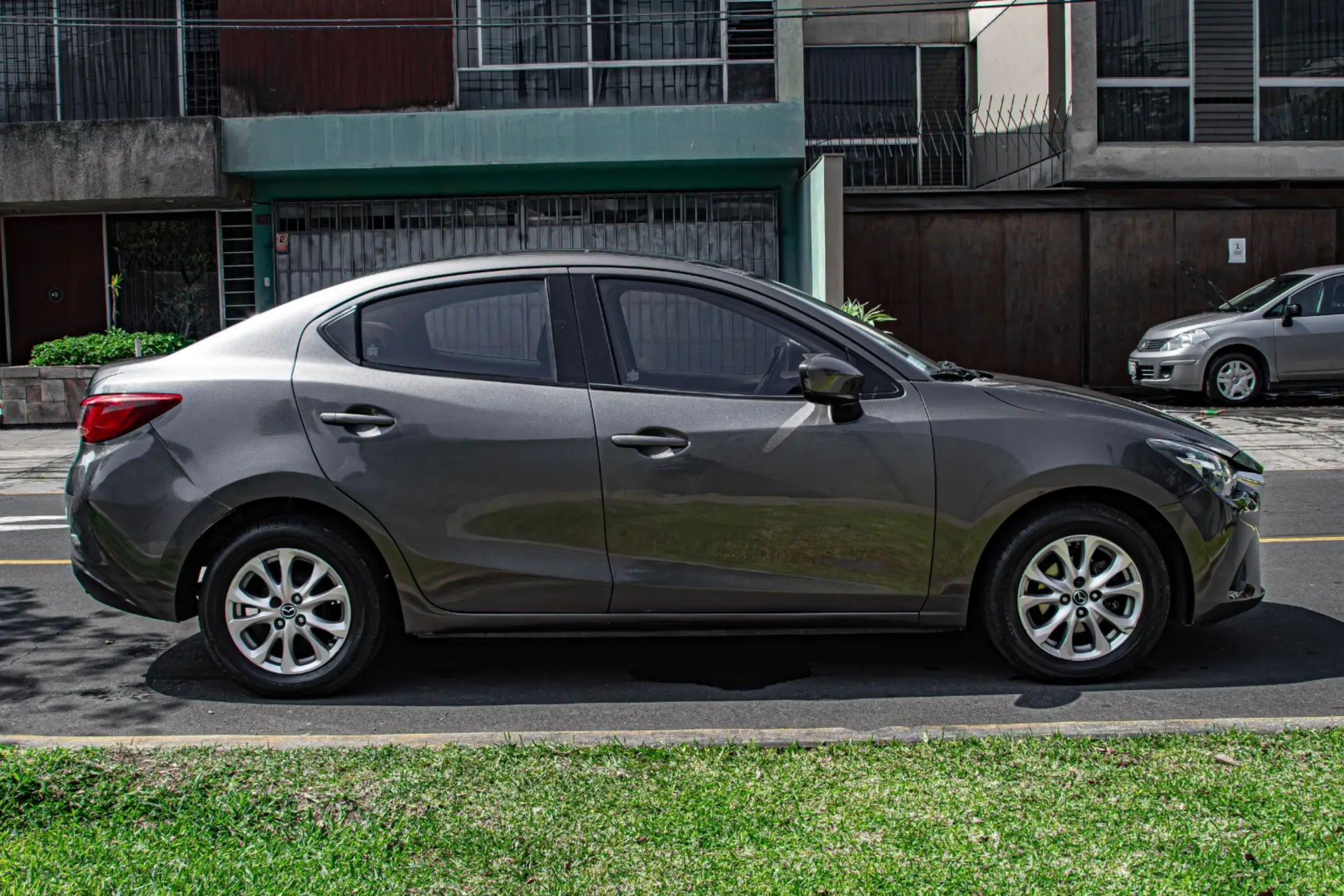 Mazda 2