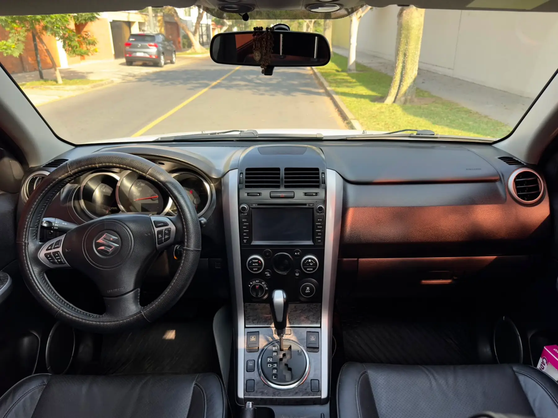 Suzuki Grand nomade