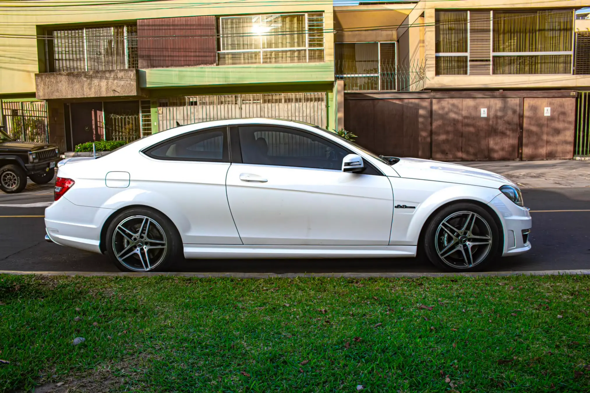 Mercedes Benz C63