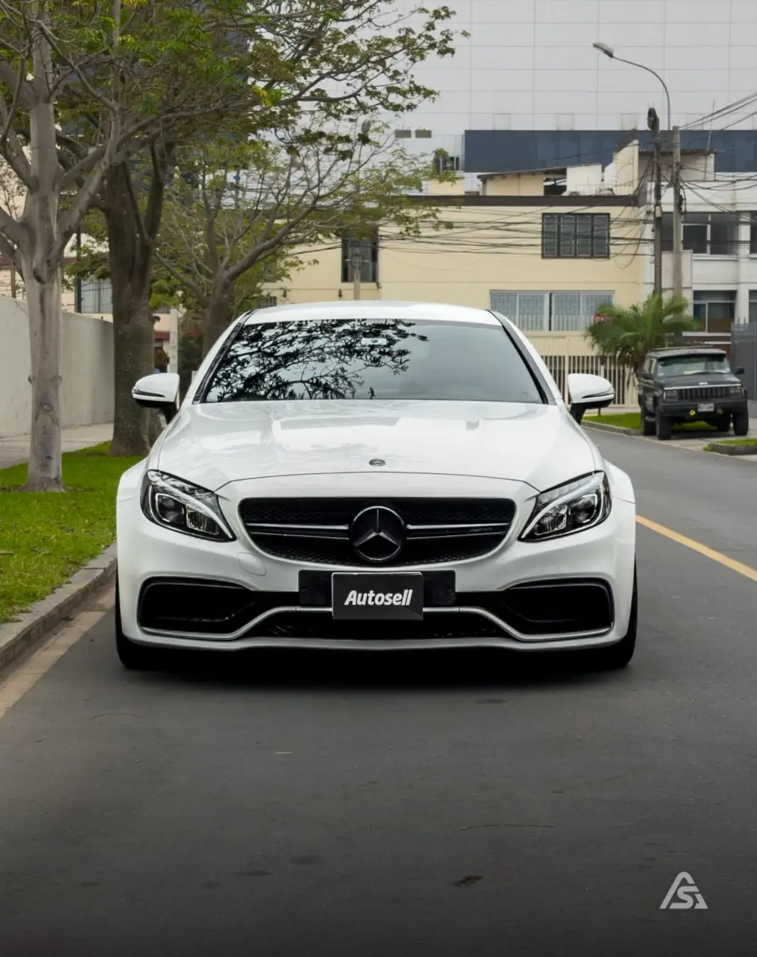 Mercedes Benz C63S
