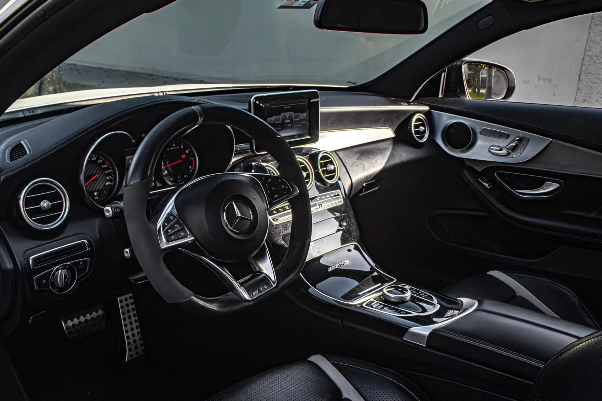 Mercedes Benz C63S