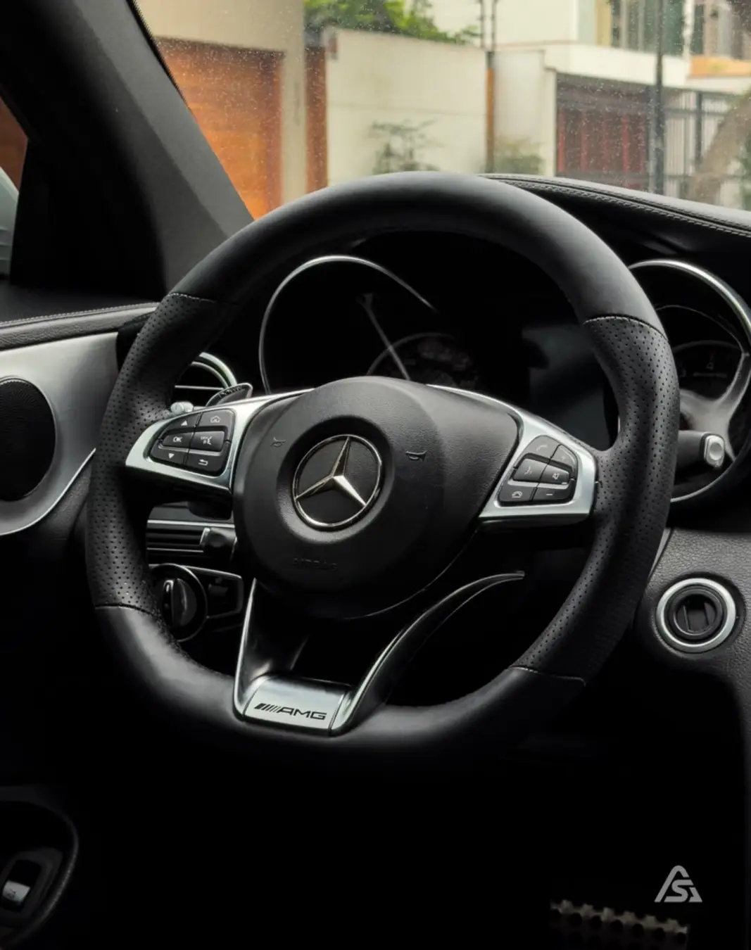 Mercedes Benz C63S
