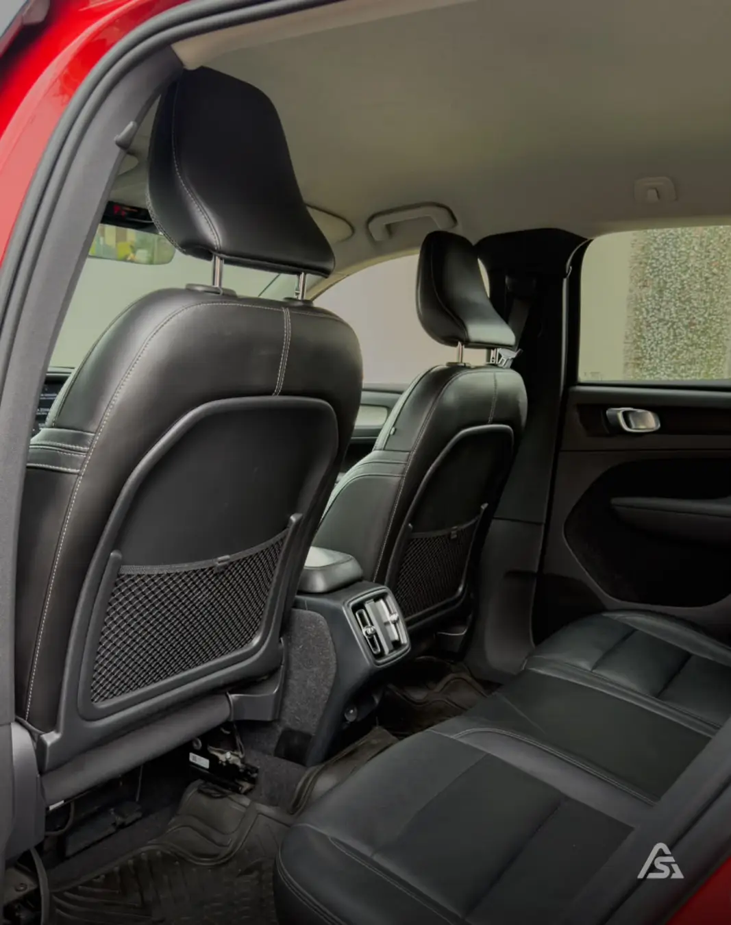 Volvo XC-40
