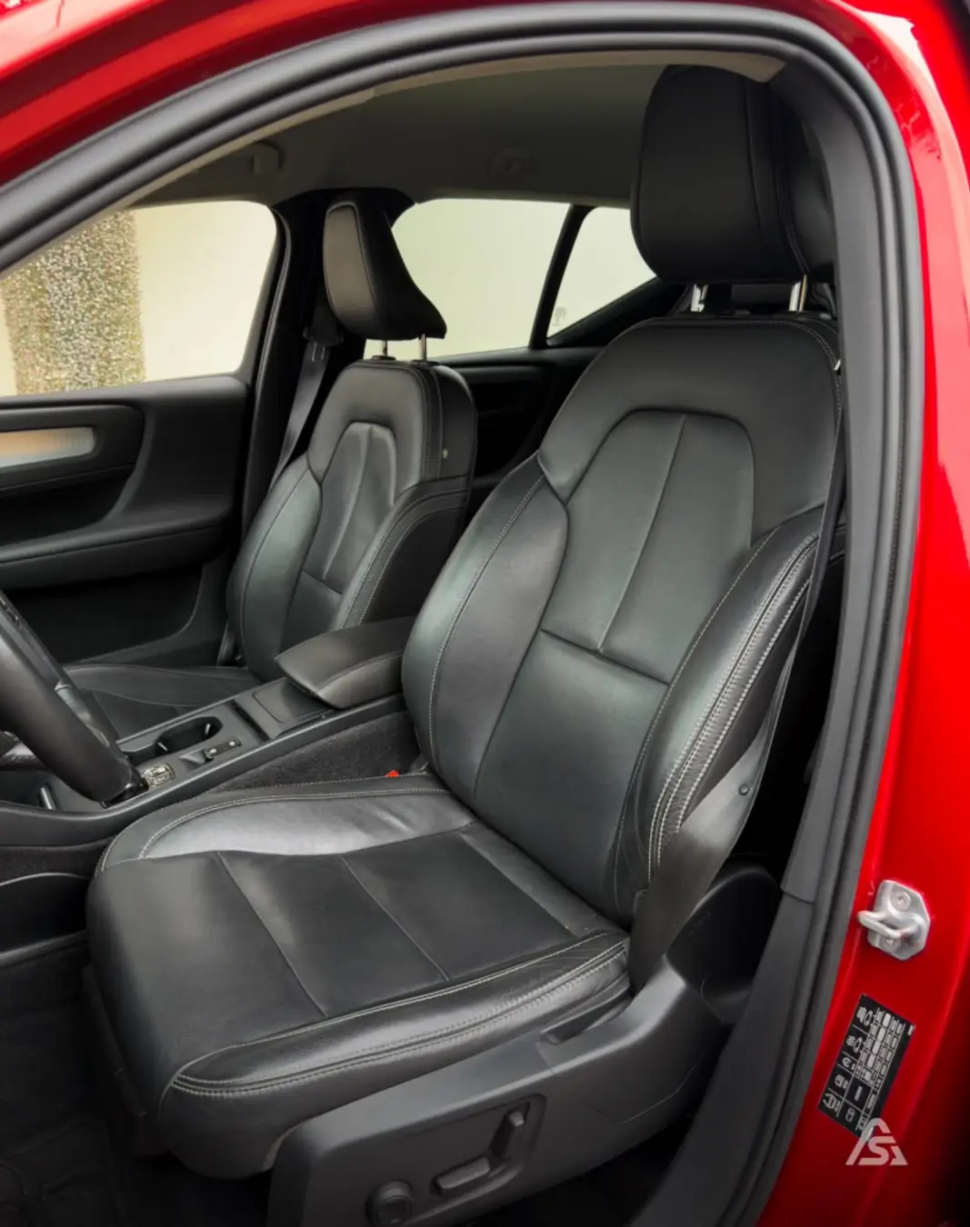 Volvo XC-40