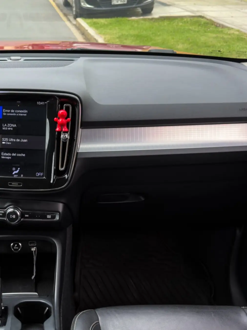 Volvo XC-40