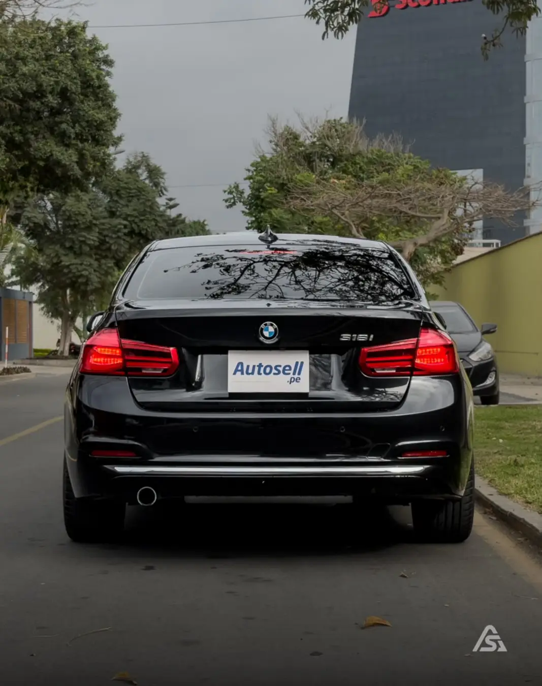 BMW 318i