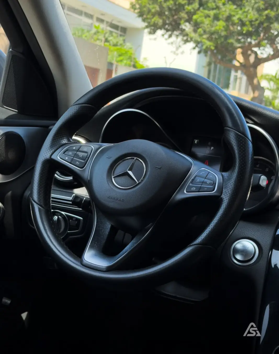 Mercedes Benz C200