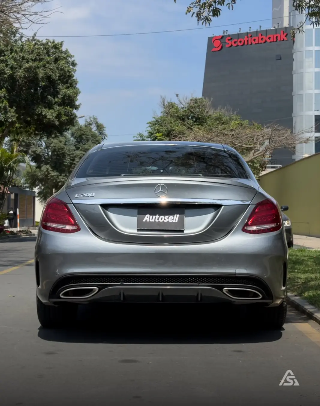 Mercedes Benz C200