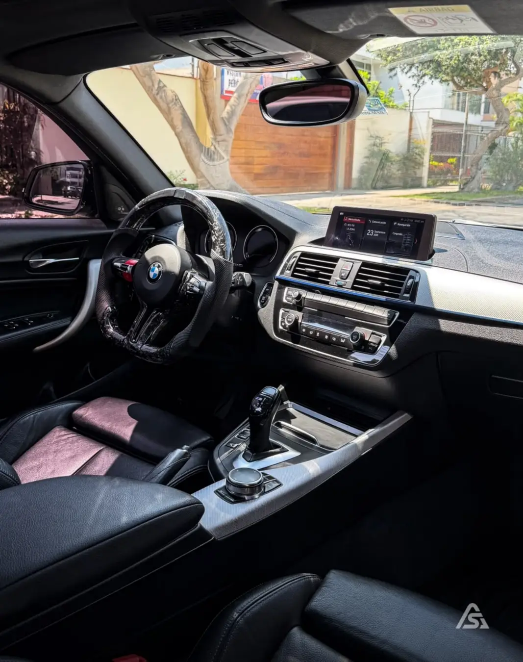 BMW M140i