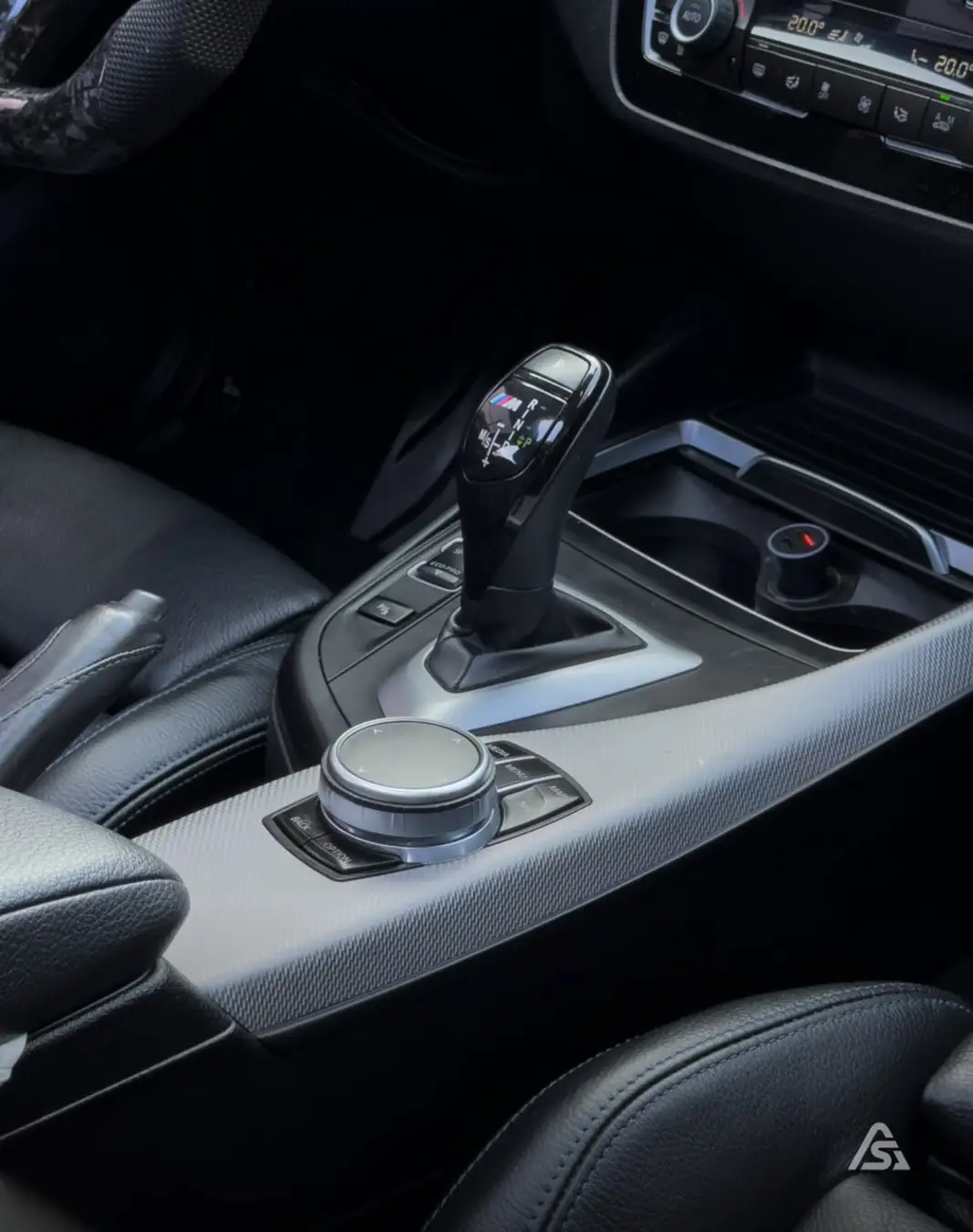 BMW M140i