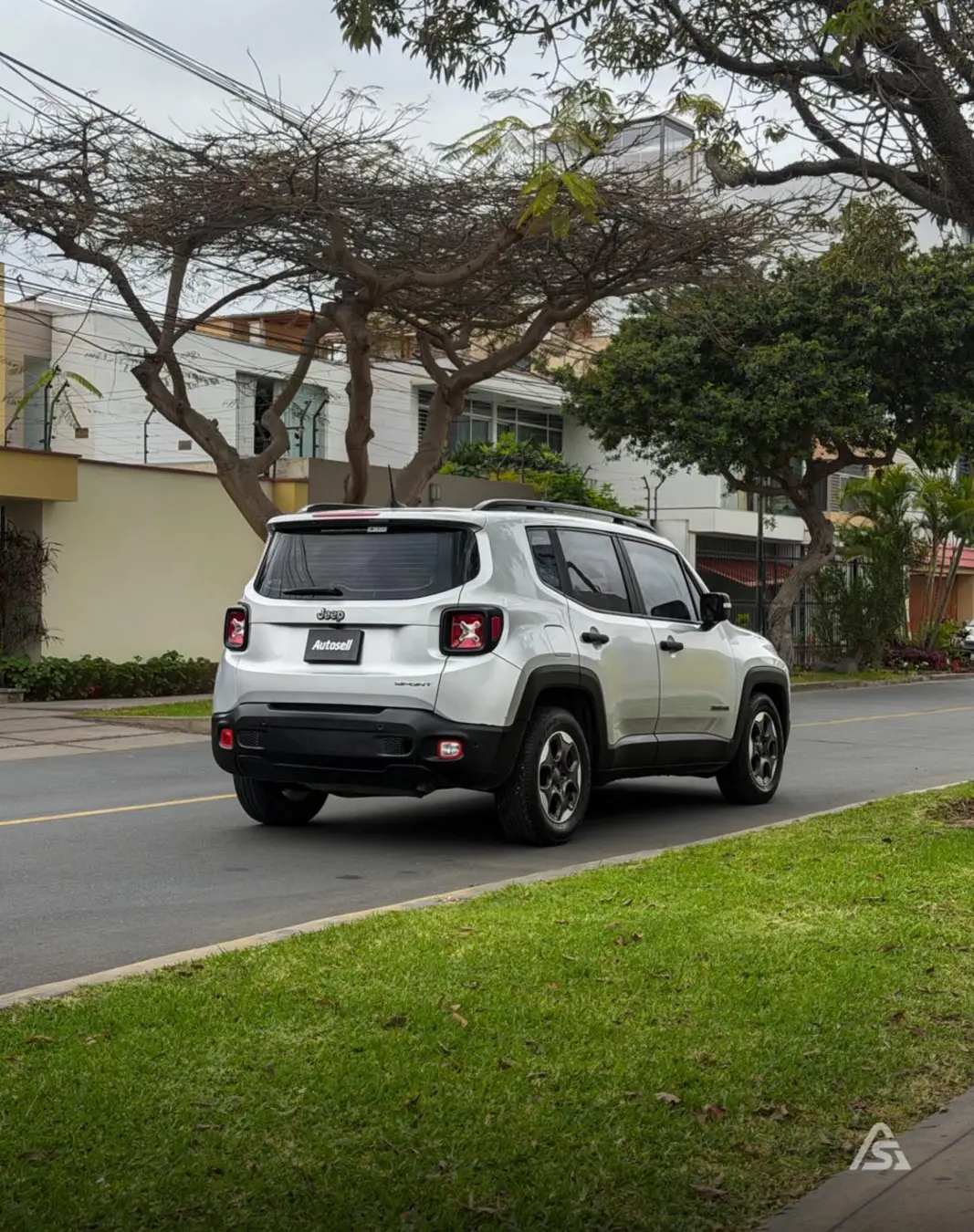Jeep Renage