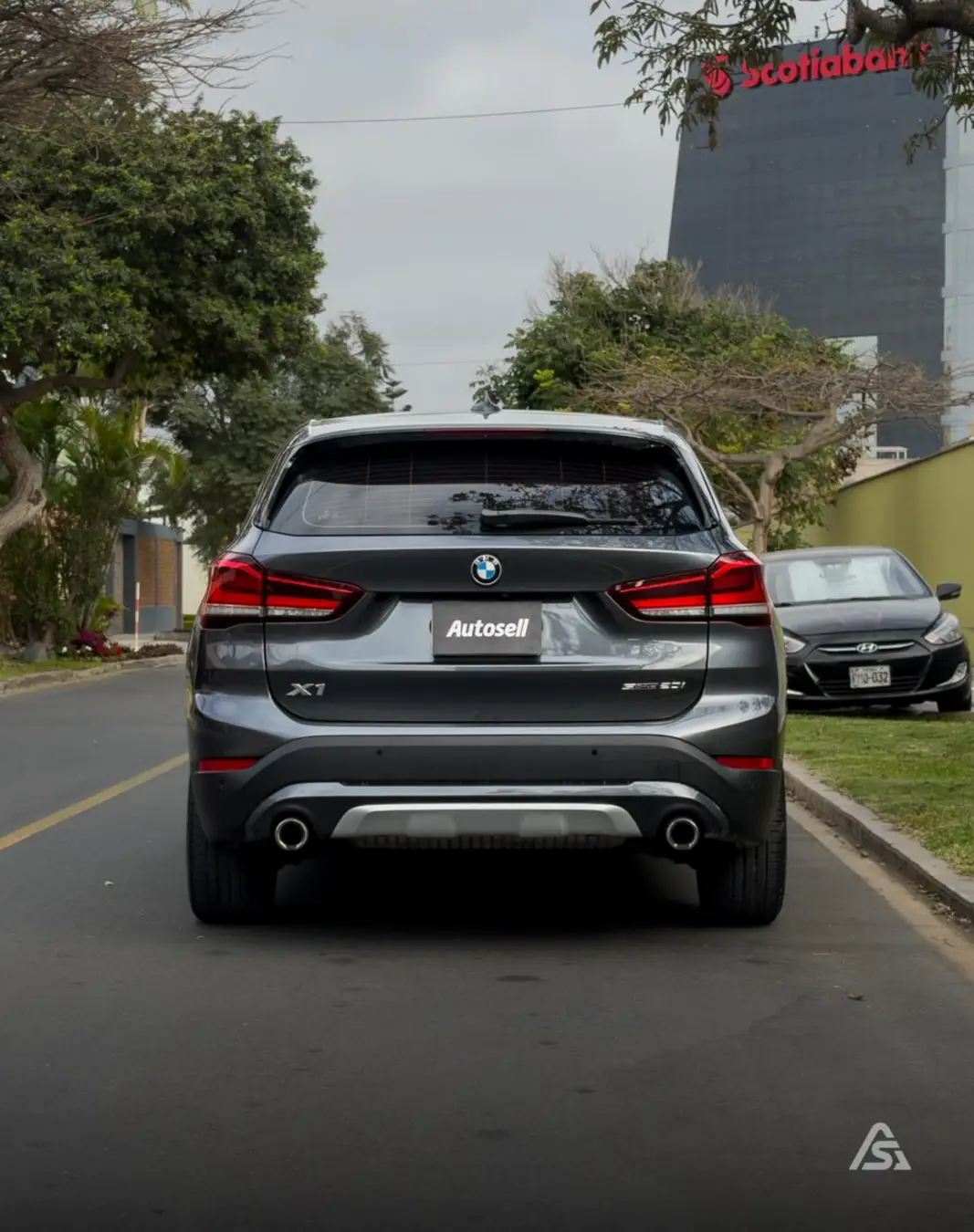 BMW X1