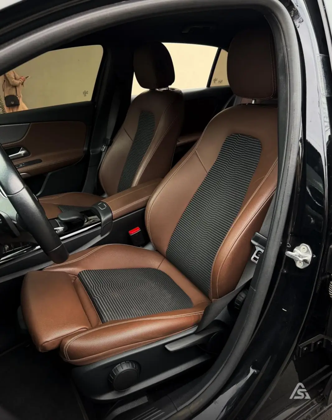 Mercedes Benz A200
