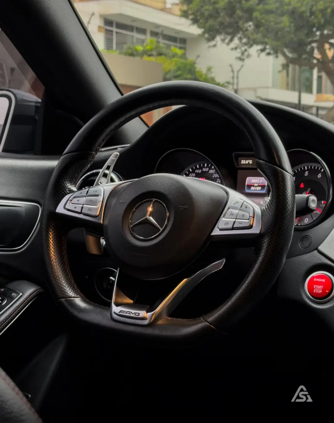 Mercedes Benz CLA 200