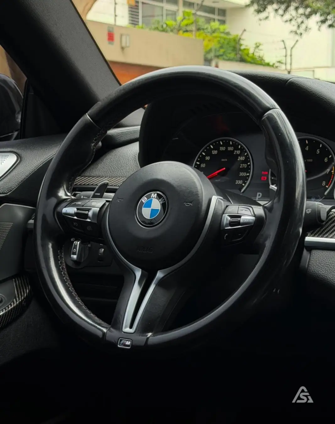 BMW M6