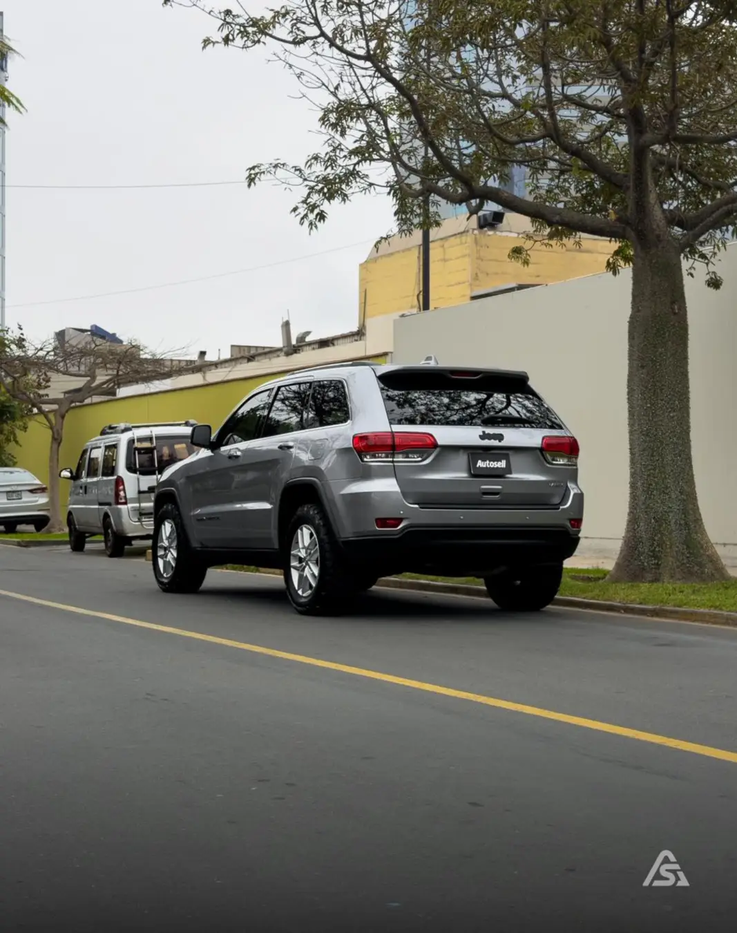 Jeep Grand Cherokee Laredo