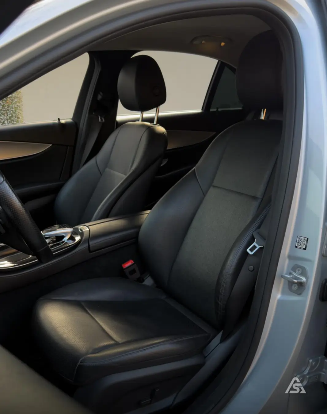 Mercedes Benz E200