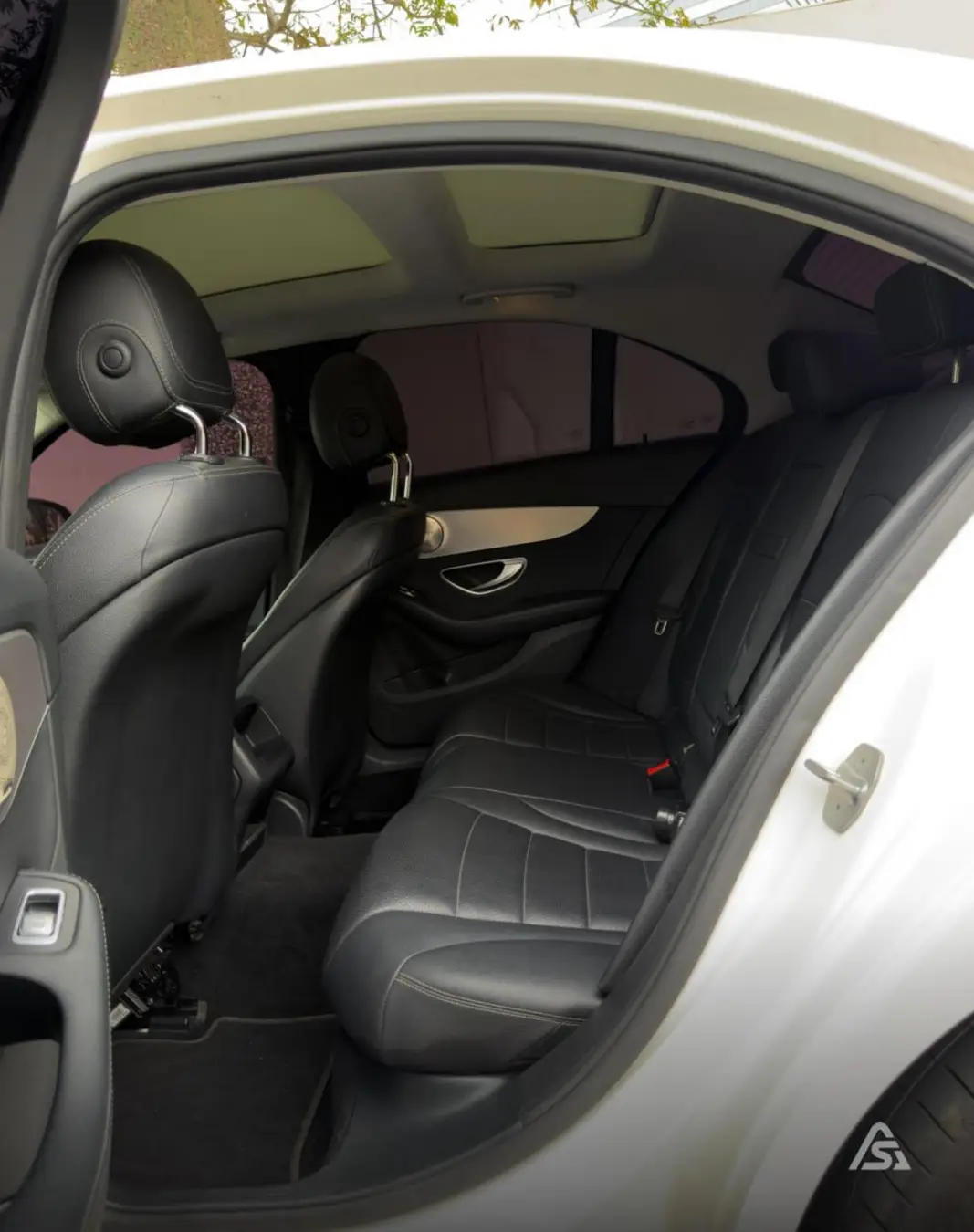 Mercedes Benz C180