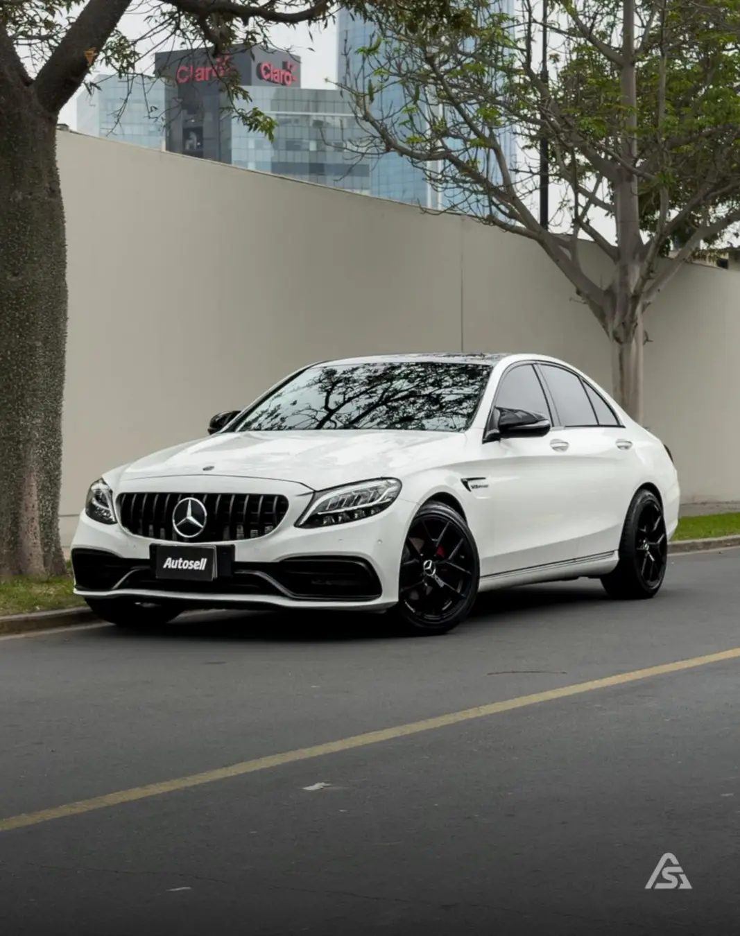 Mercedes Benz C180