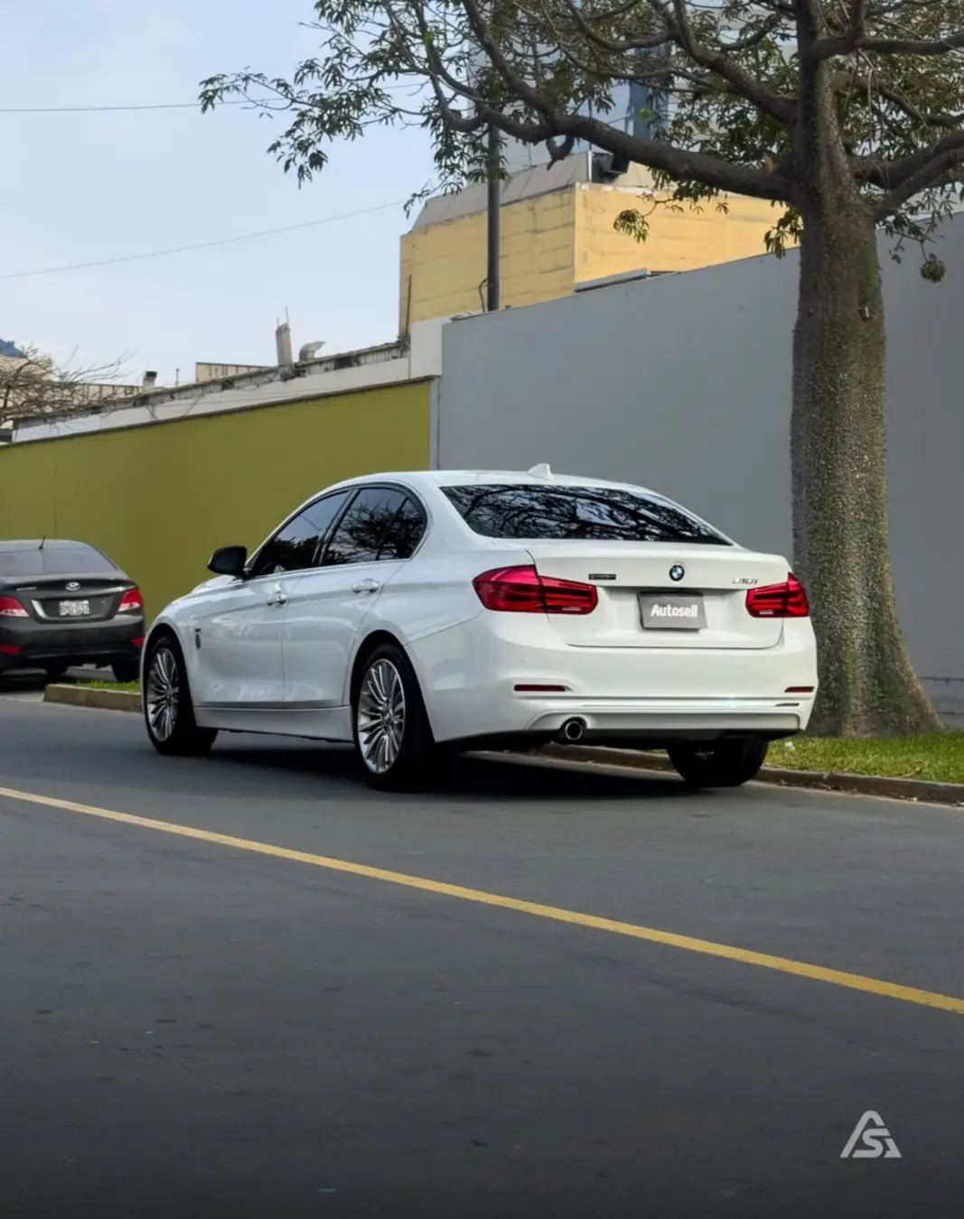 BMW 318i