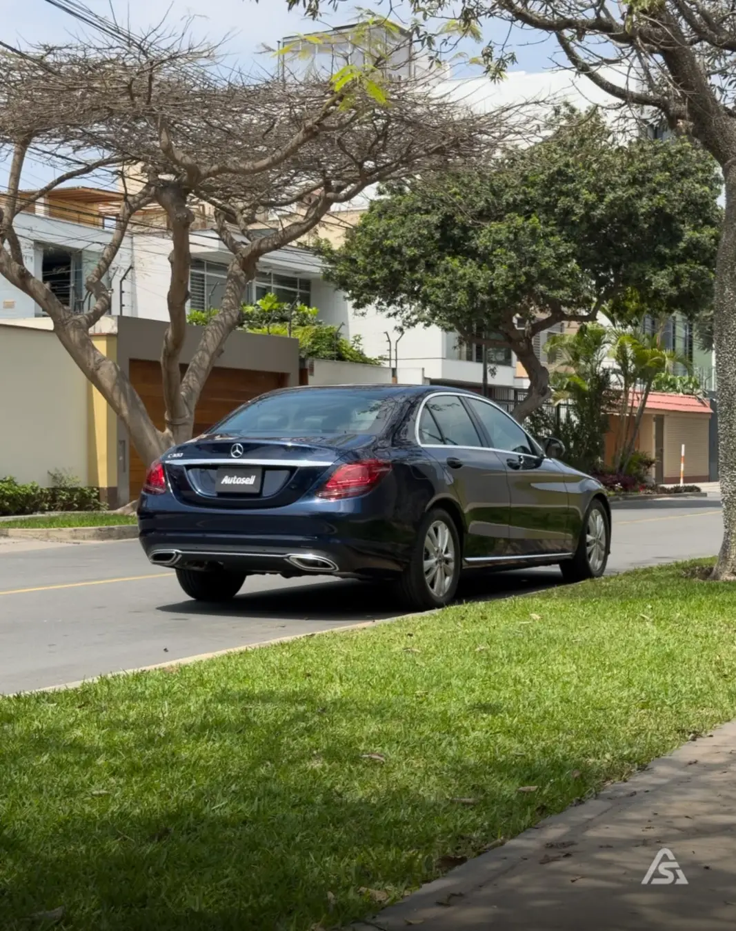 Mercedes Benz C300