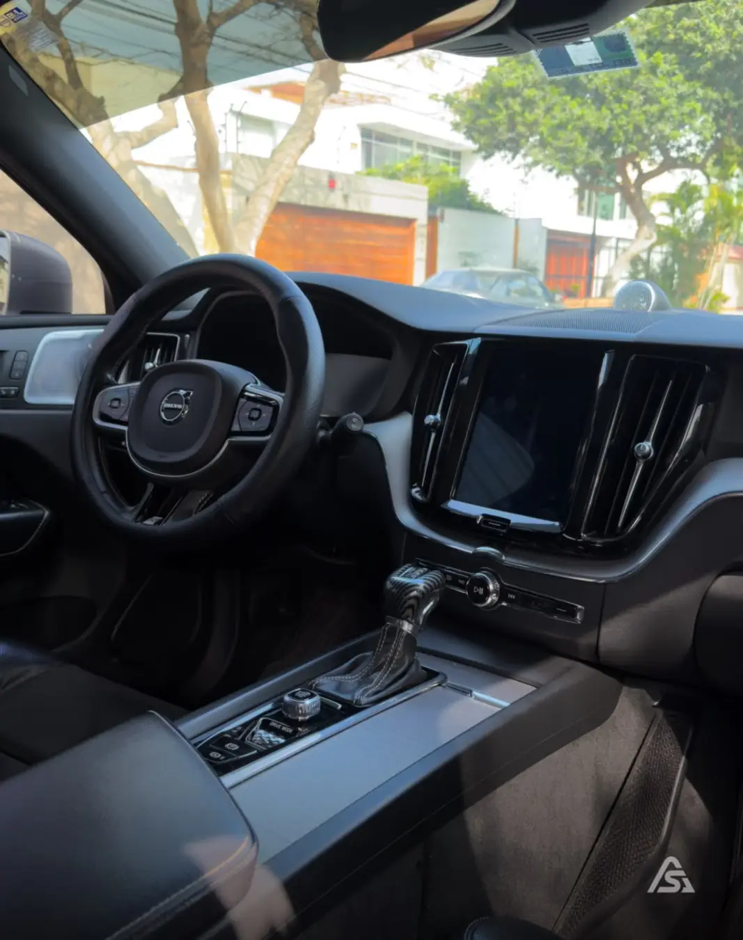 Volvo XC-60
