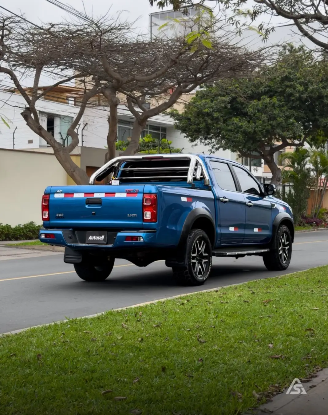 JAC T8
