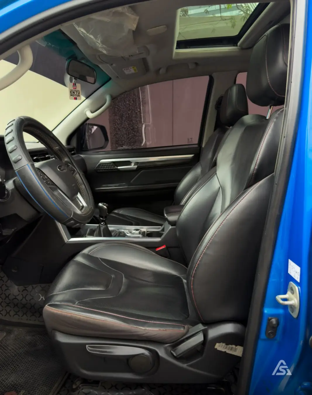 JAC T8