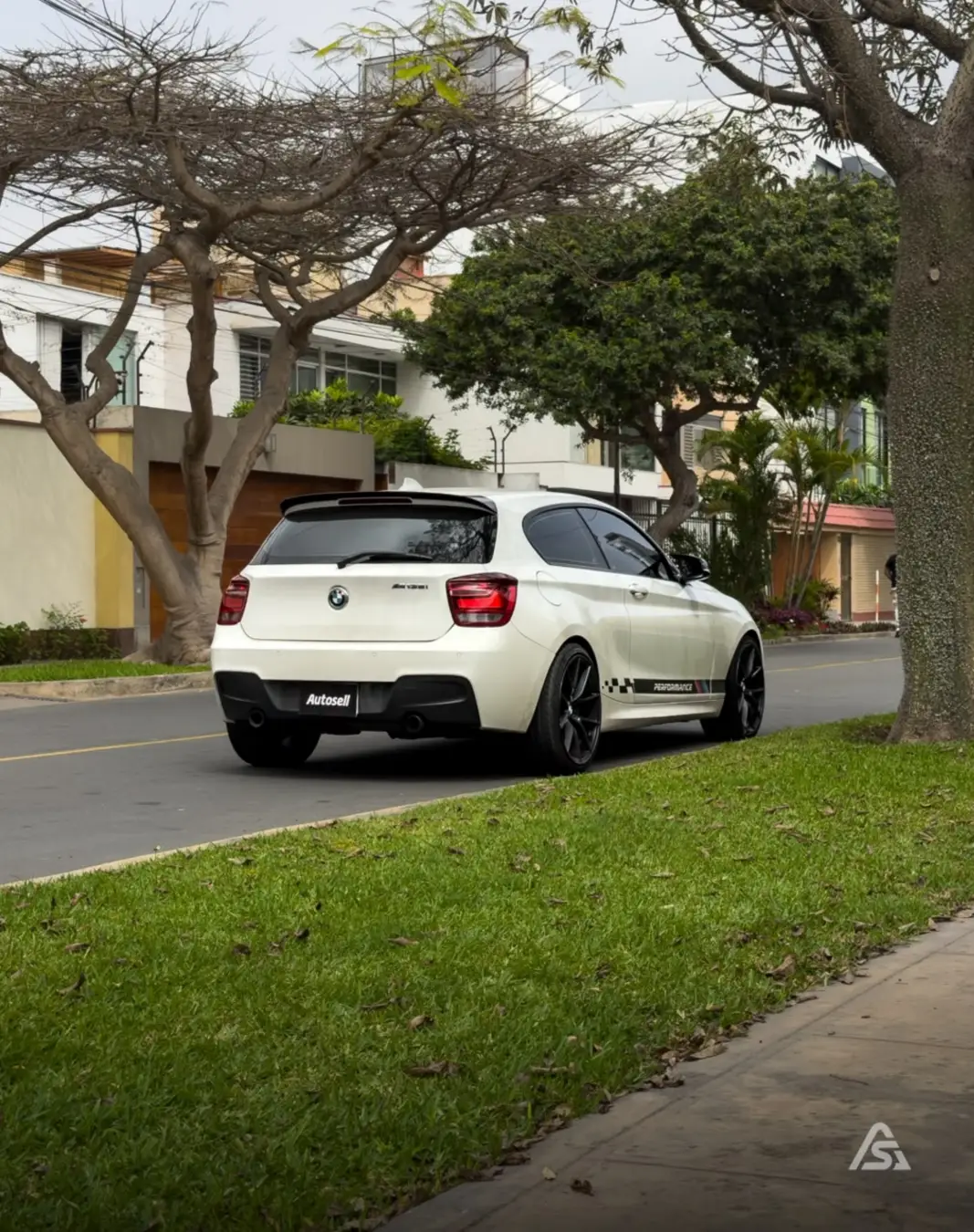 BMW M135i