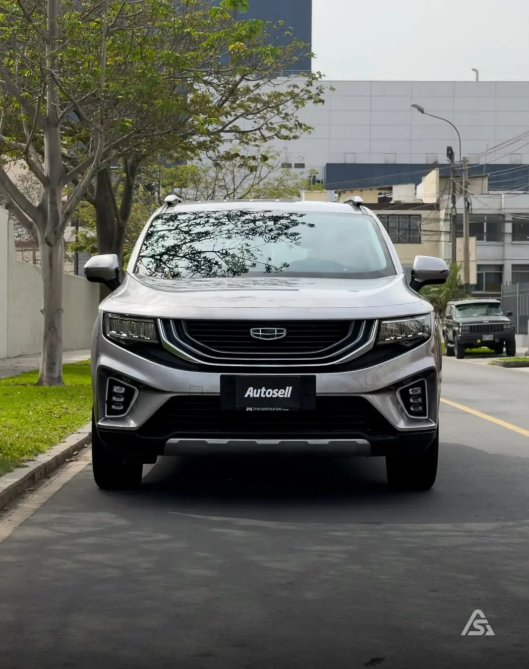 Geely Okavango