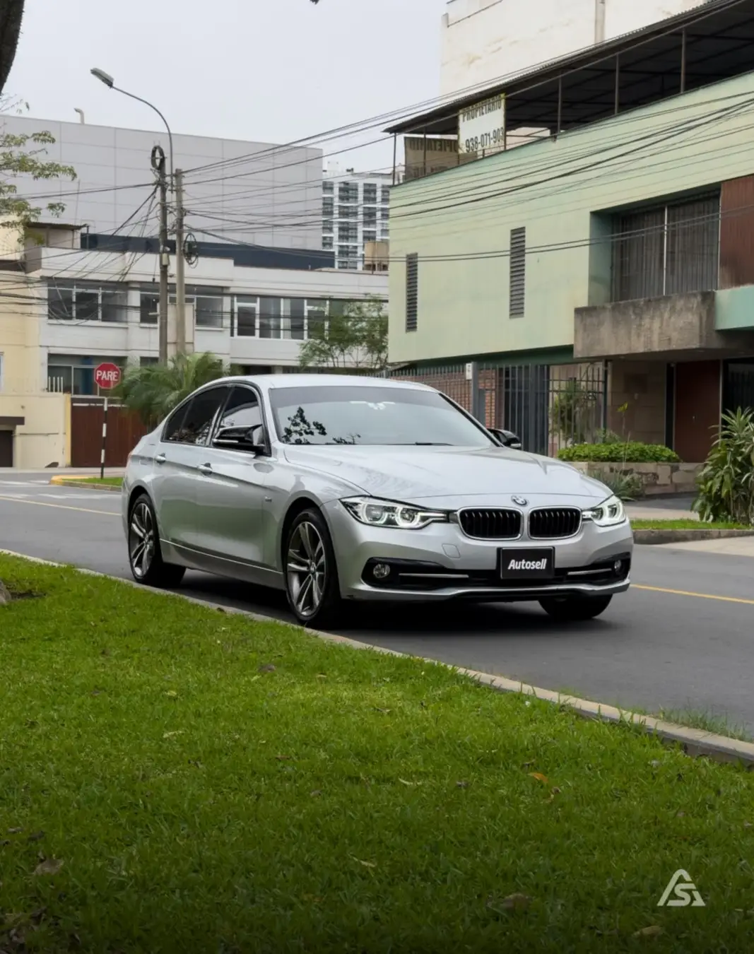 BMW 318i
