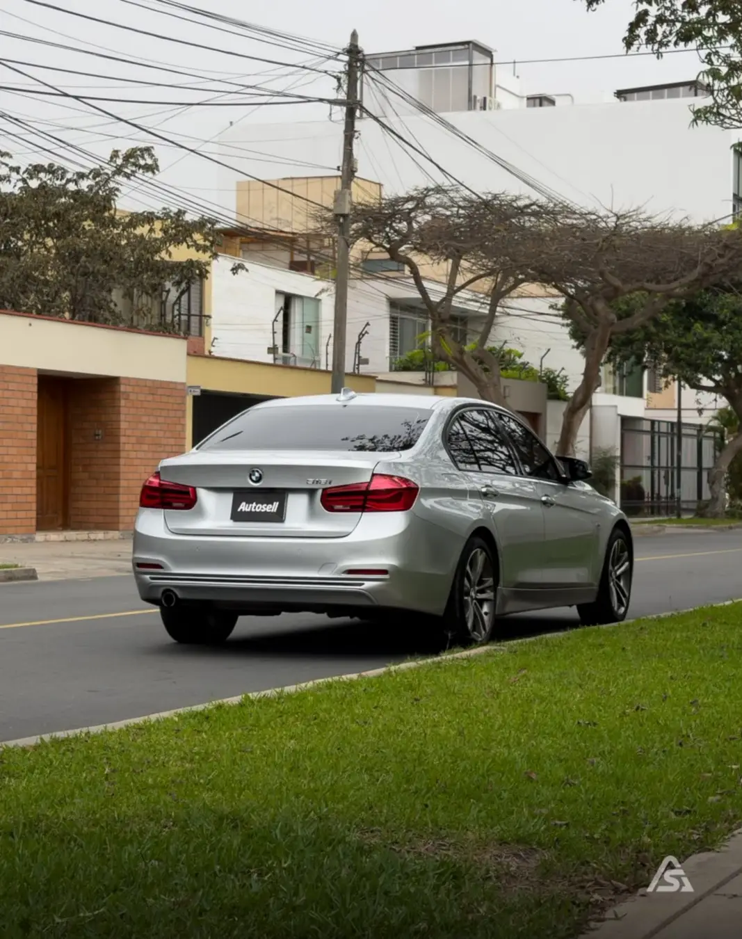 BMW 318i