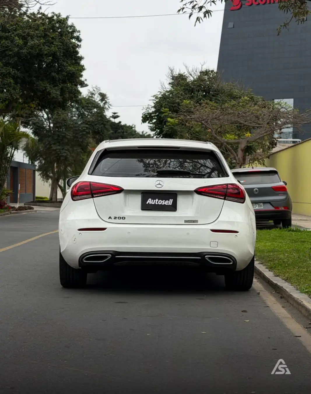 Mercedes Benz A200