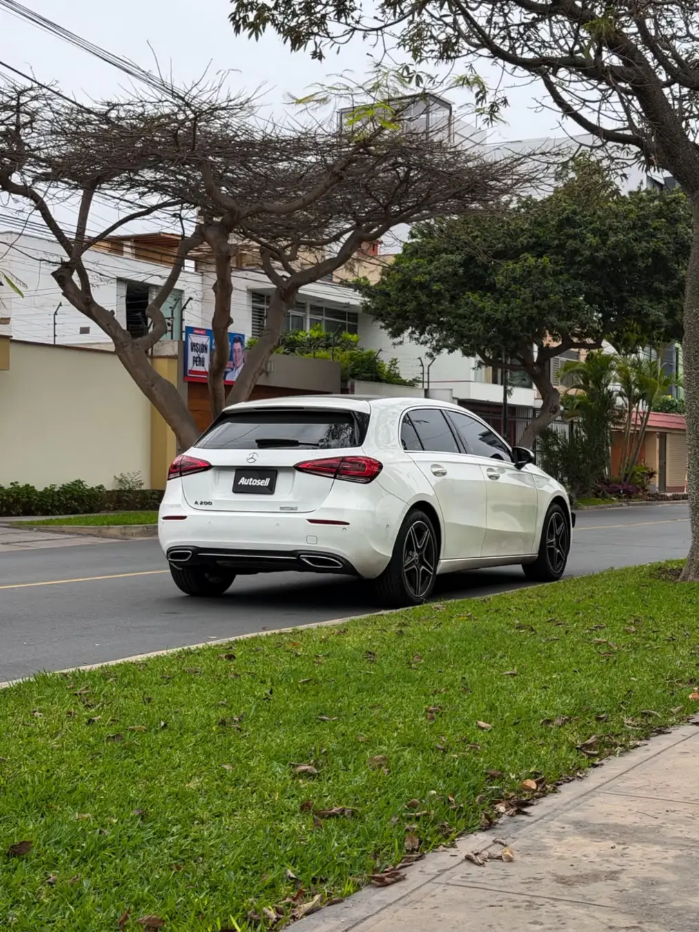 Mercedes Benz A200