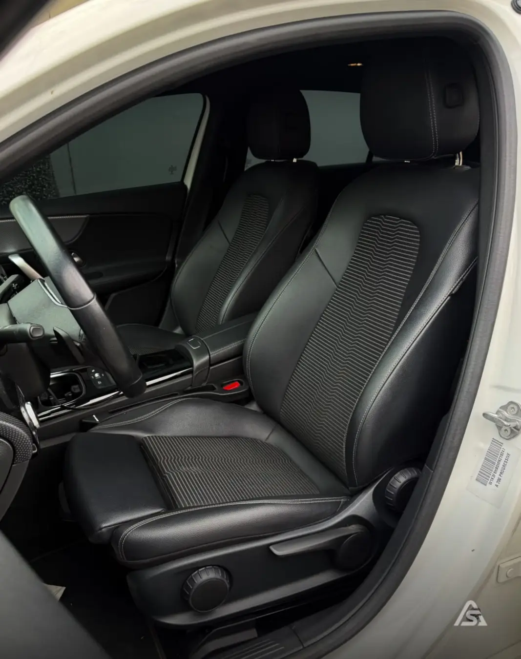 Mercedes Benz A200