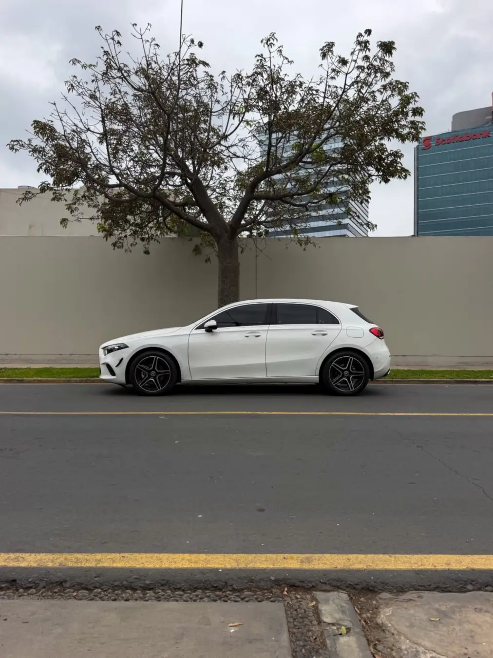Mercedes Benz A200