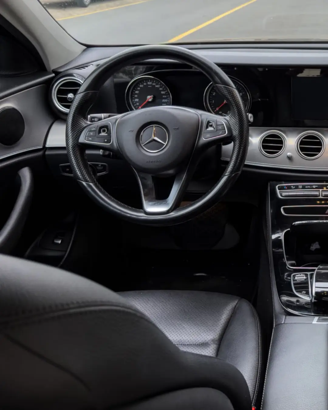 Mercedes Benz E200