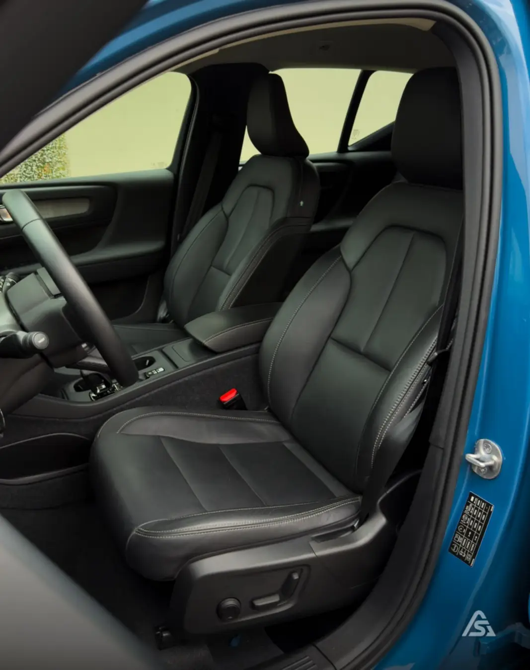 Volvo XC-40