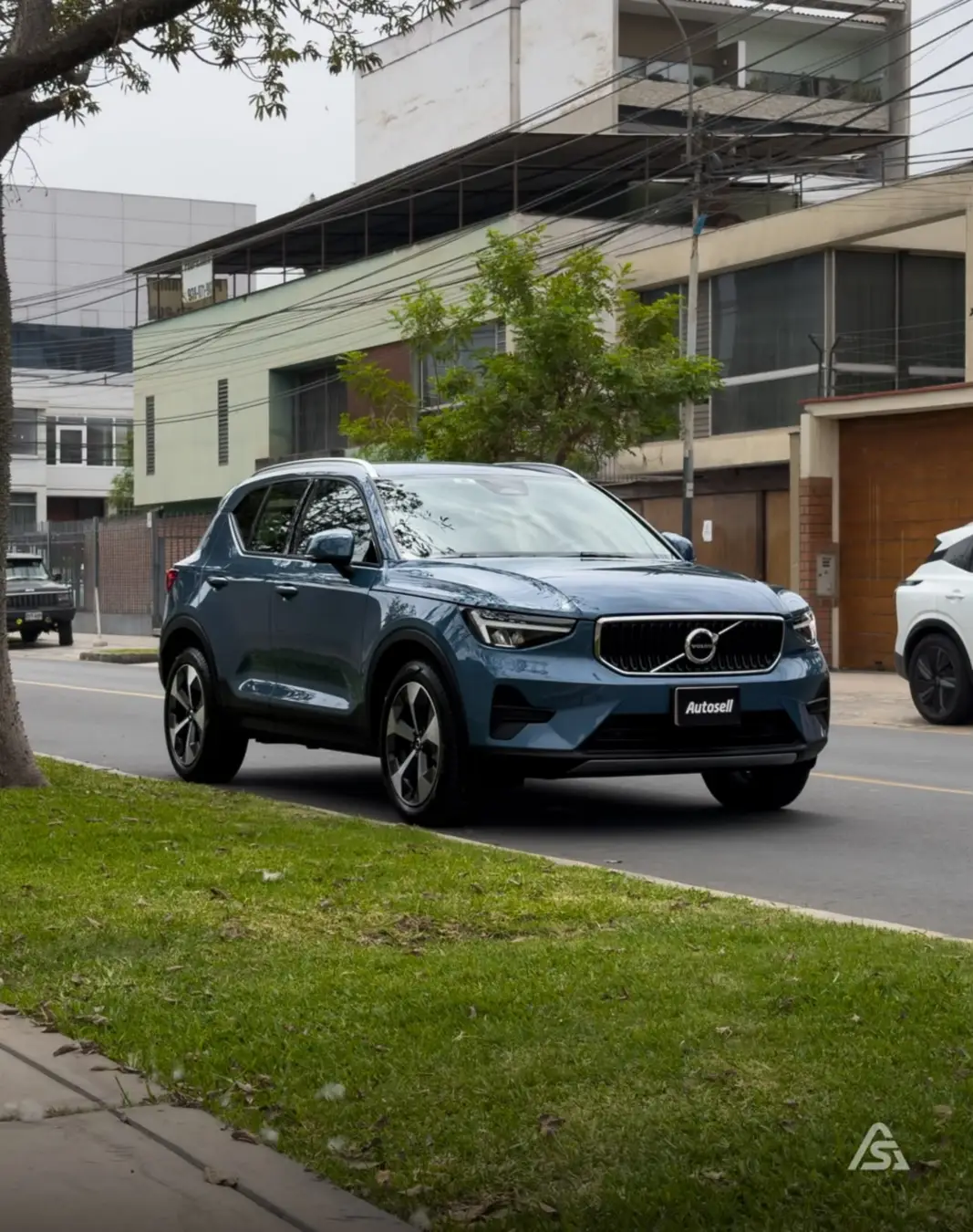 Volvo XC-40
