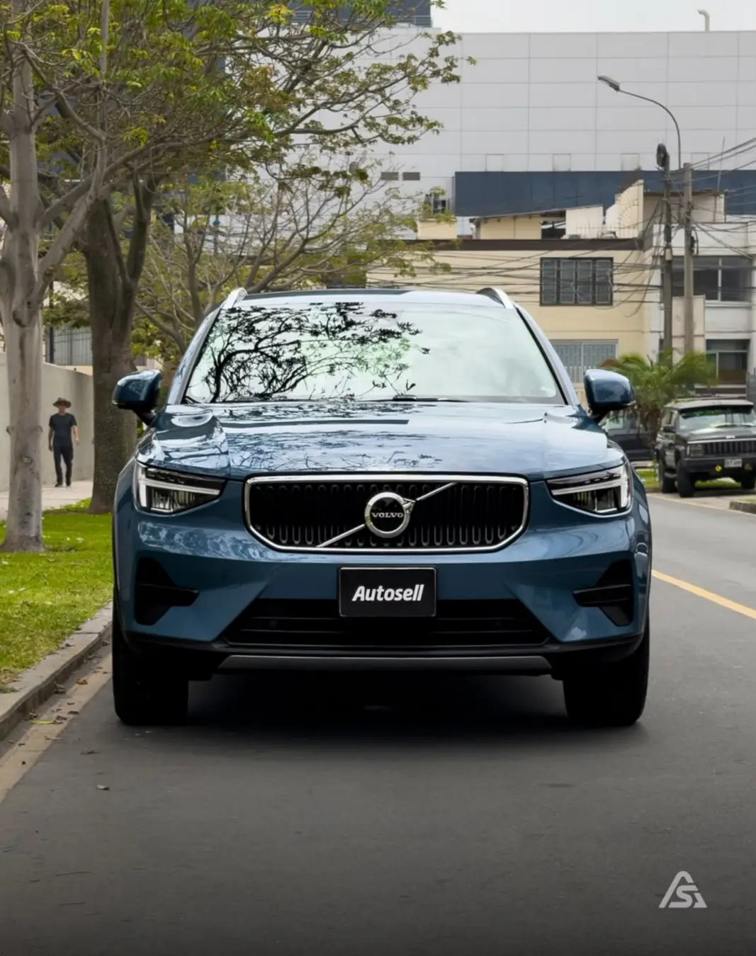Volvo XC-40