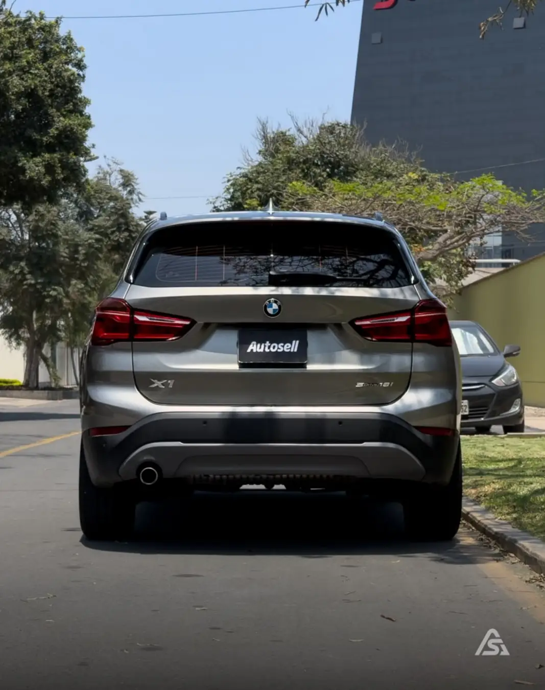 BMW X1