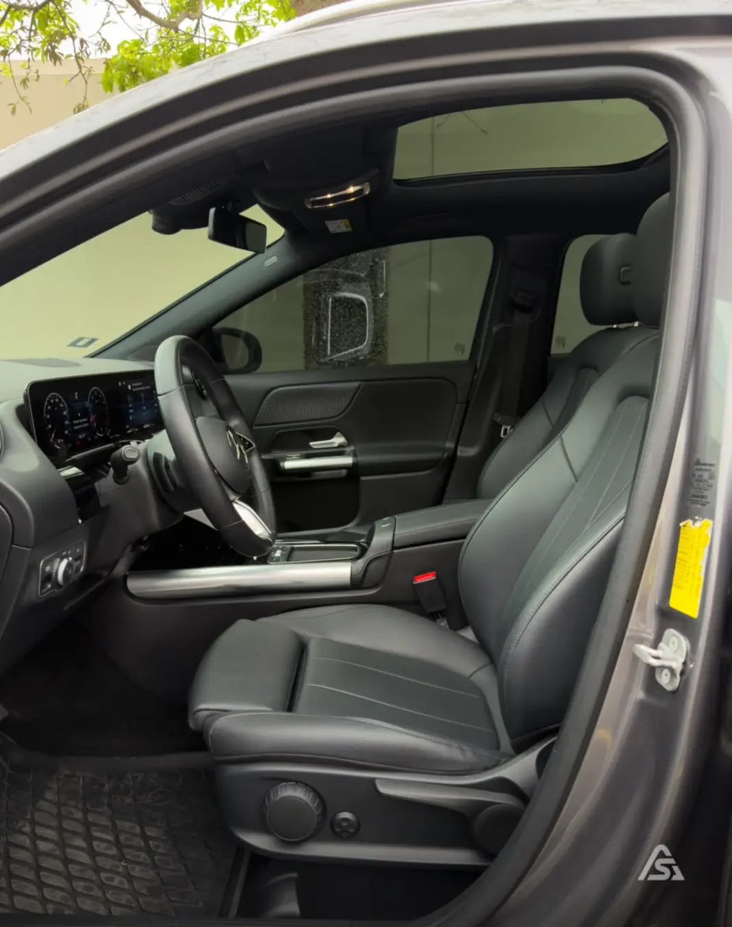 Mercedes Benz GLA 200