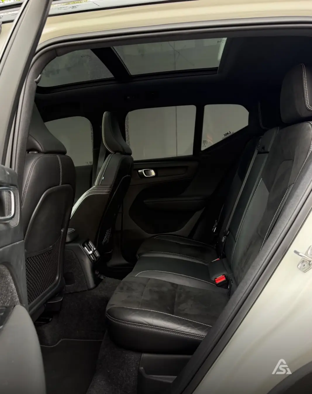 Volvo XC-40