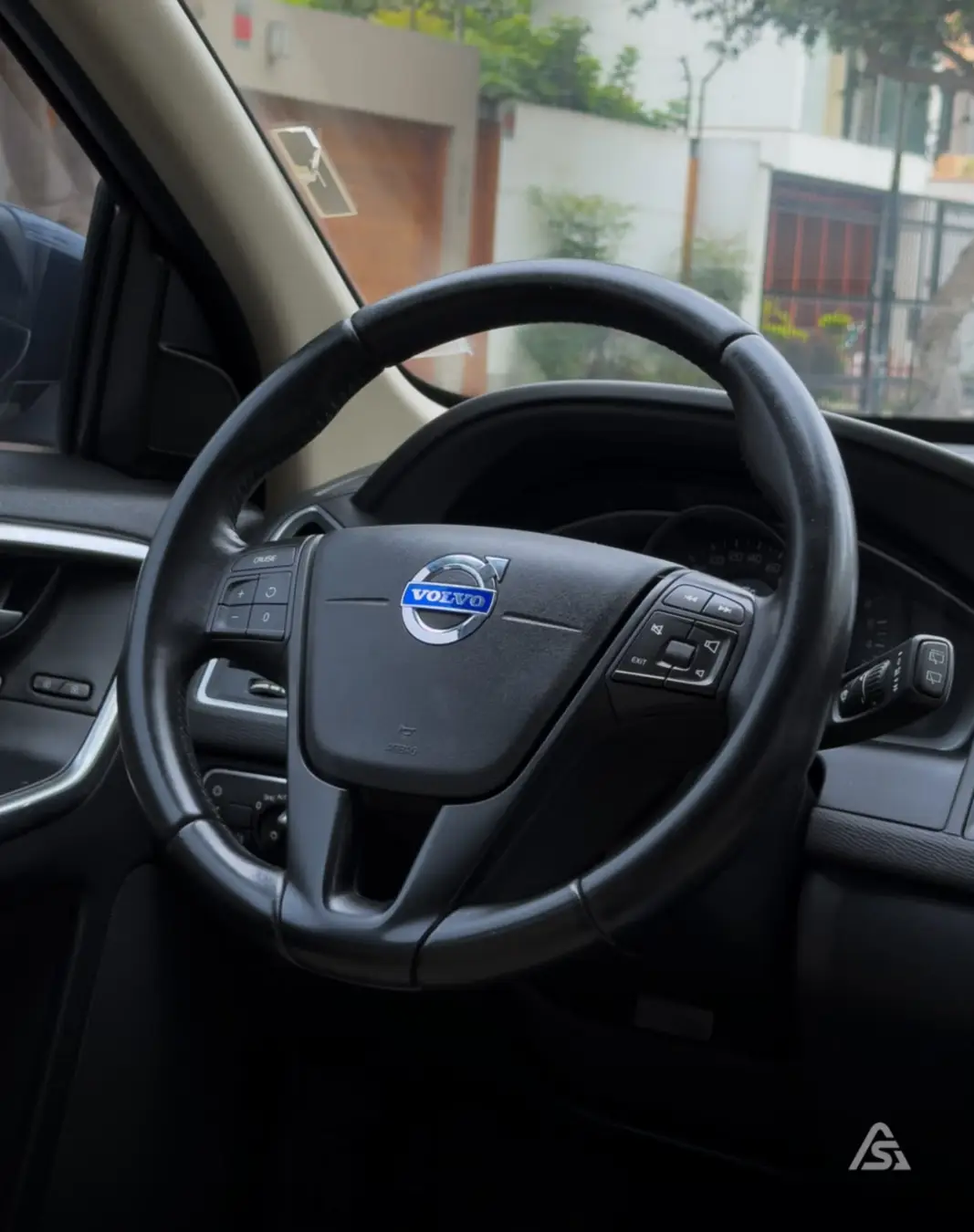 Volvo XC-60